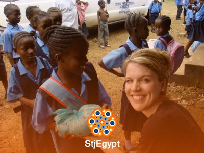 ساعدي الفتيات اللاجئات مع ريكليم تشايلدهود | Reclaim Childhood – فرص تمكين وتغيير حقيقي