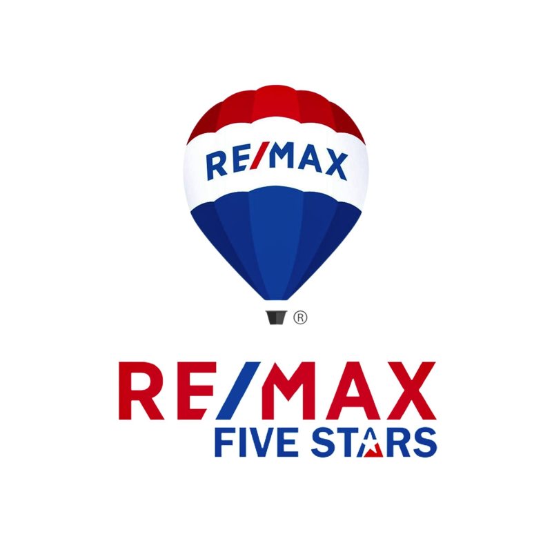 Social Media Specialist at Remax Five Stars - STJEGYPT